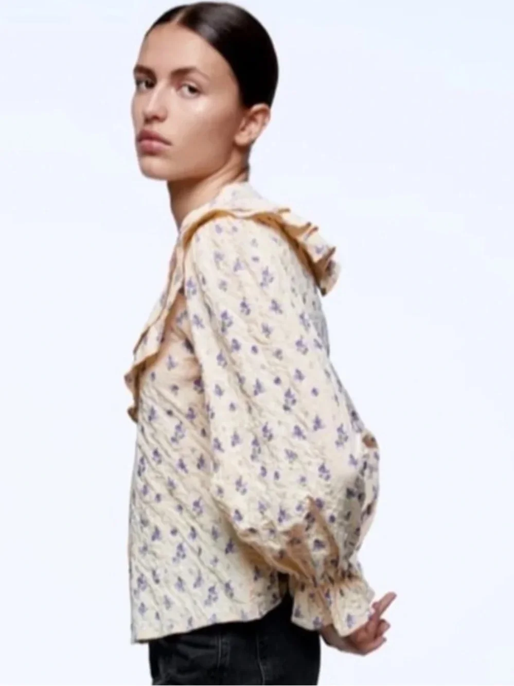 Zara Ruffle Collar Puff Sleeve Button Front Blouse Top Large Cream Purple Floral